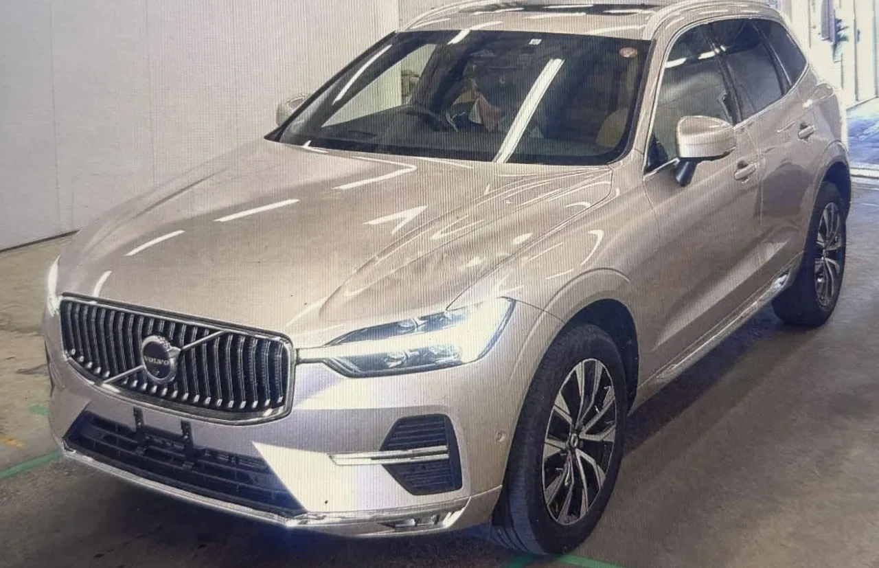 2023 Volvo XC60 2.0 B5 Lefkoşa Satılık İkinci El | GalerimPlus - Thumbnail 2