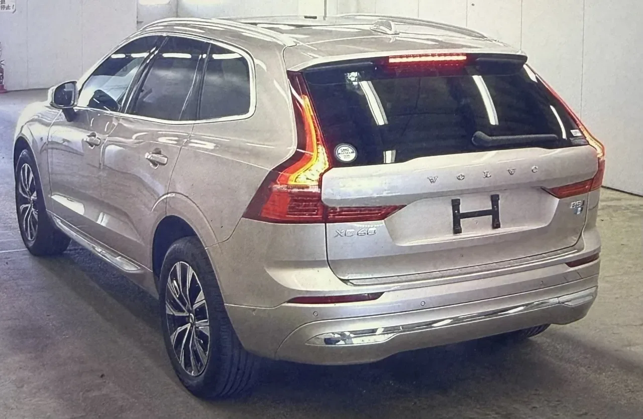 2023 Volvo XC60 2.0 B5 Lefkoşa Satılık İkinci El | GalerimPlus - Thumbnail 4