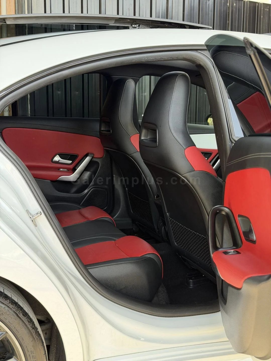 2023 Model Otomatik Mercedes-Benz CLA 180 Lefkoşa Satılık İkinci El | GalerimPlus - Thumbnail 8