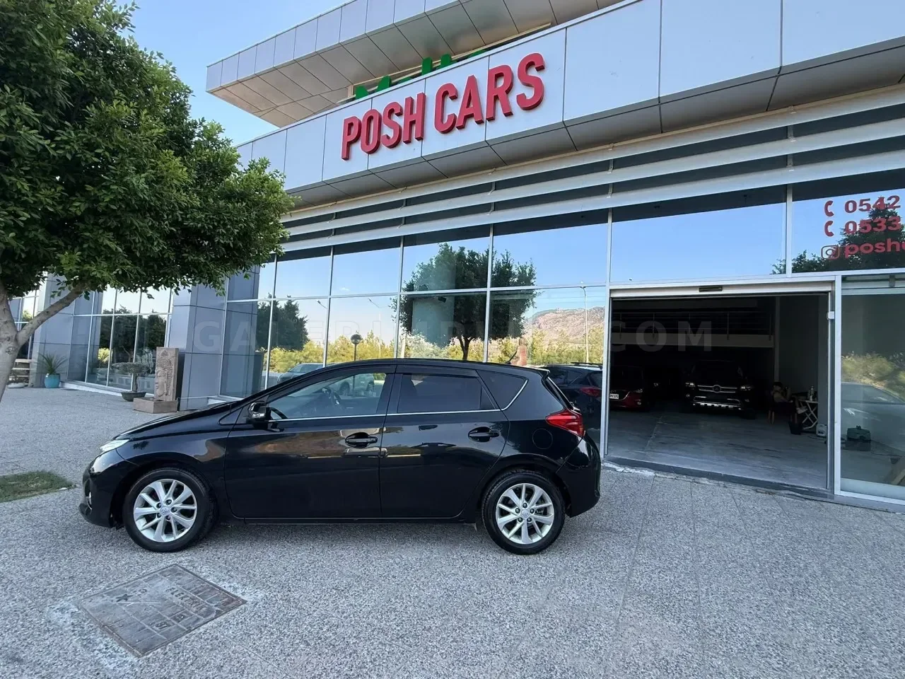 2013 Model Otomatik Toyota Auris 1.5 S Girne Satılık İkinci El | GalerimPlus - Thumbnail 3