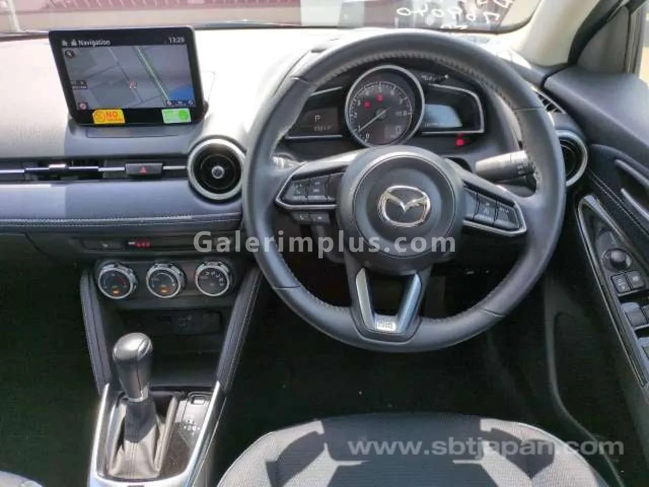 2023 Model Otomatik Mazda 2 1.5 Sky-G Gazimağusa Satılık İkinci El | GalerimPlus - Thumbnail 4