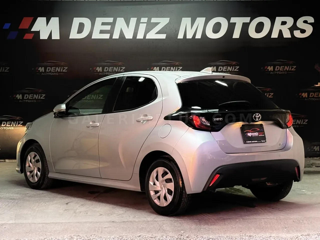 2024 Toyota Yaris 1.5 Hybrid Lefkoşa Satılık İkinci El | GalerimPlus - Thumbnail 5