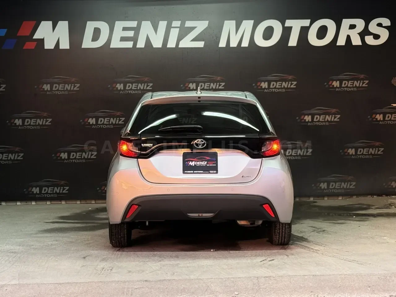 2024 Toyota Yaris 1.5 Hybrid Lefkoşa Satılık İkinci El | GalerimPlus - Thumbnail 6
