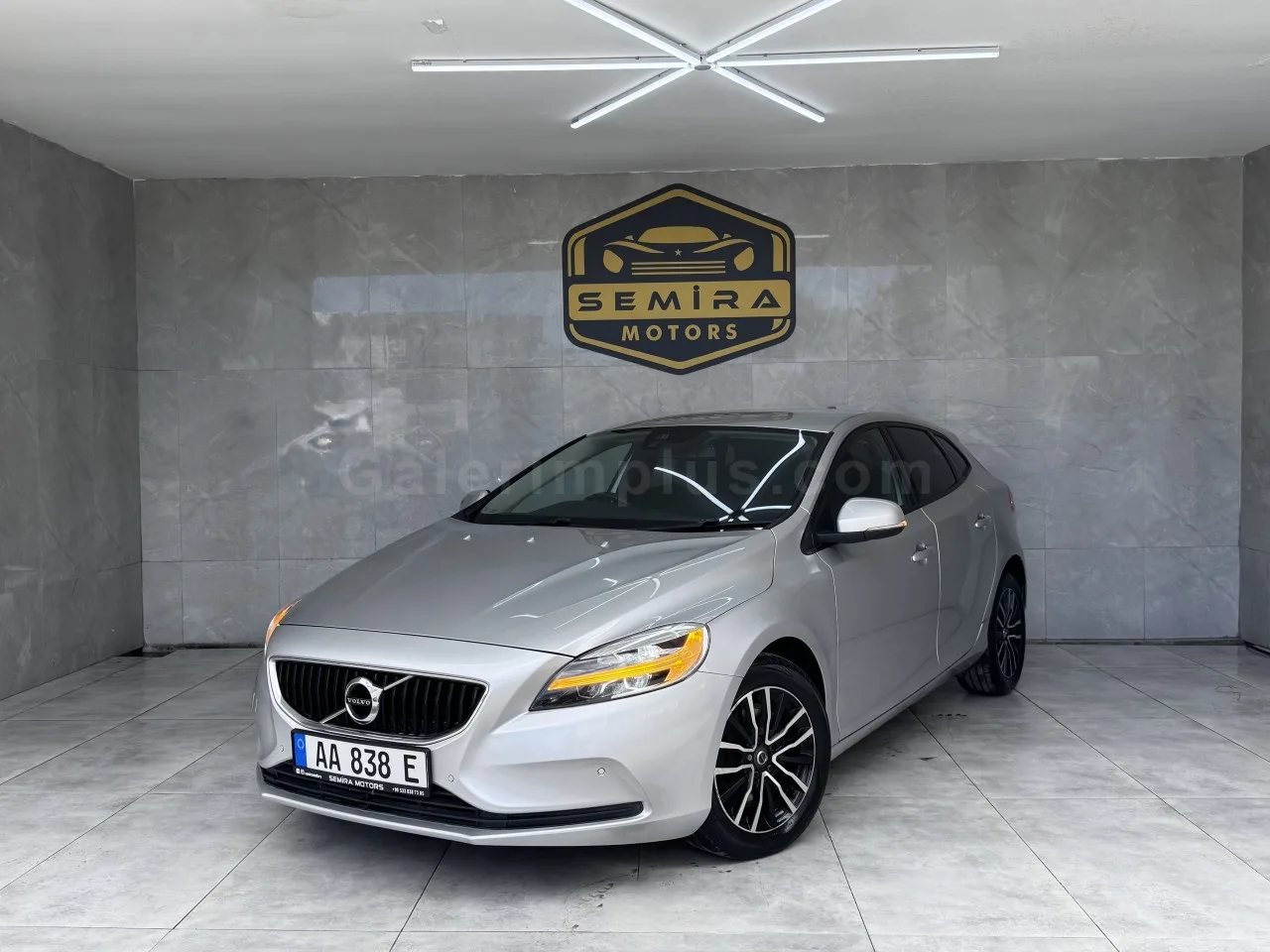2020 Model Otomatik Volvo V40 2.0 Lefkoşa Satılık İkinci El | GalerimPlus - Fotoğraf 1