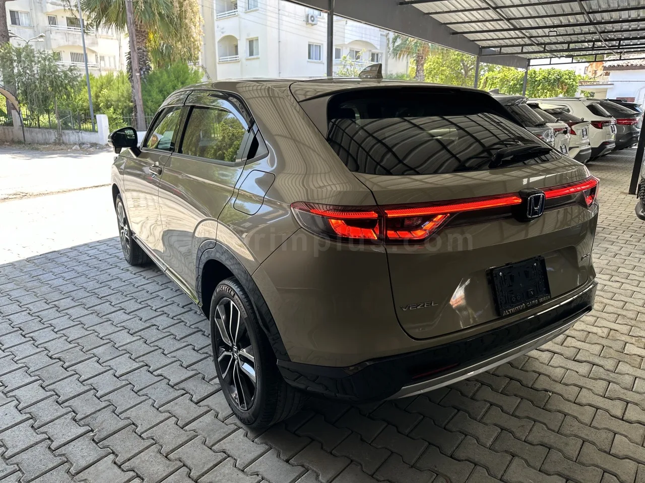 2022 Honda Vezel 1.5 i-VTEC Hybrid Automatic 1.5 i-VTEC Hybrid Automatic 1.5 i-VTEC Hybrid Automatic Lefke Satılık İkinci El | GalerimPlus - Thumbnail 4