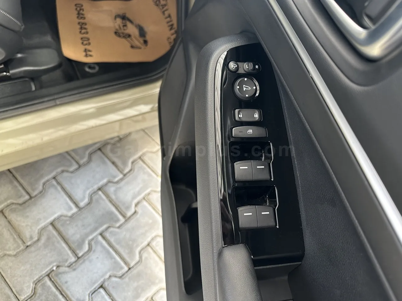 2022 Honda Vezel 1.5 i-VTEC Hybrid Automatic 1.5 i-VTEC Hybrid Automatic 1.5 i-VTEC Hybrid Automatic Lefke Satılık İkinci El | GalerimPlus - Thumbnail 6