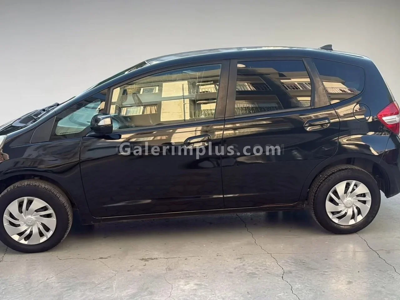 2012 Model Otomatik Honda Fit 1.3 Automatic Lefkoşa Satılık İkinci El | GalerimPlus - Thumbnail 5