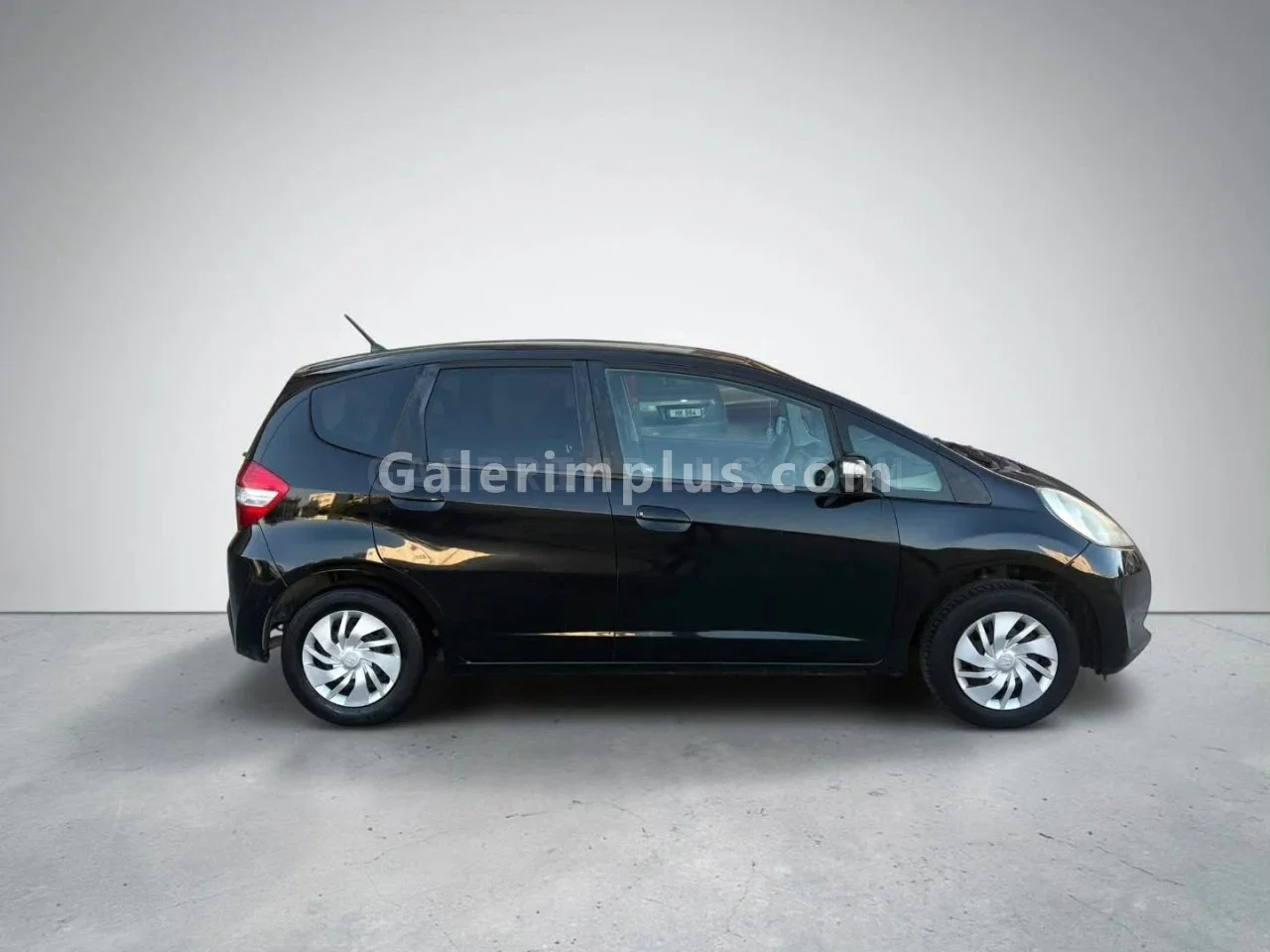 2012 Model Otomatik Honda Fit 1.3 Automatic Lefkoşa Satılık İkinci El | GalerimPlus - Thumbnail 8