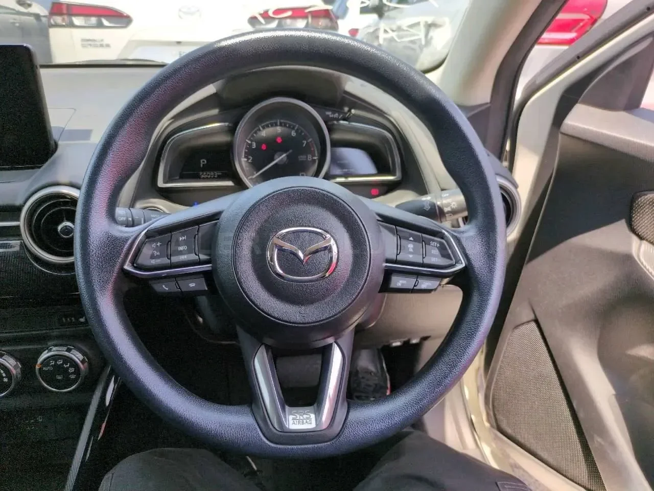 2022 Mazda Mazda 2 1.5 Sky-G Gazimağusa Satılık İkinci El | GalerimPlus - Thumbnail 2