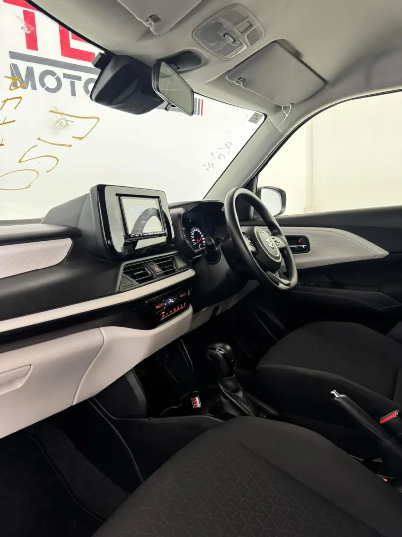 2024 Suzuki Swift 1.2 Girne Satılık İkinci El | GalerimPlus - Thumbnail 6