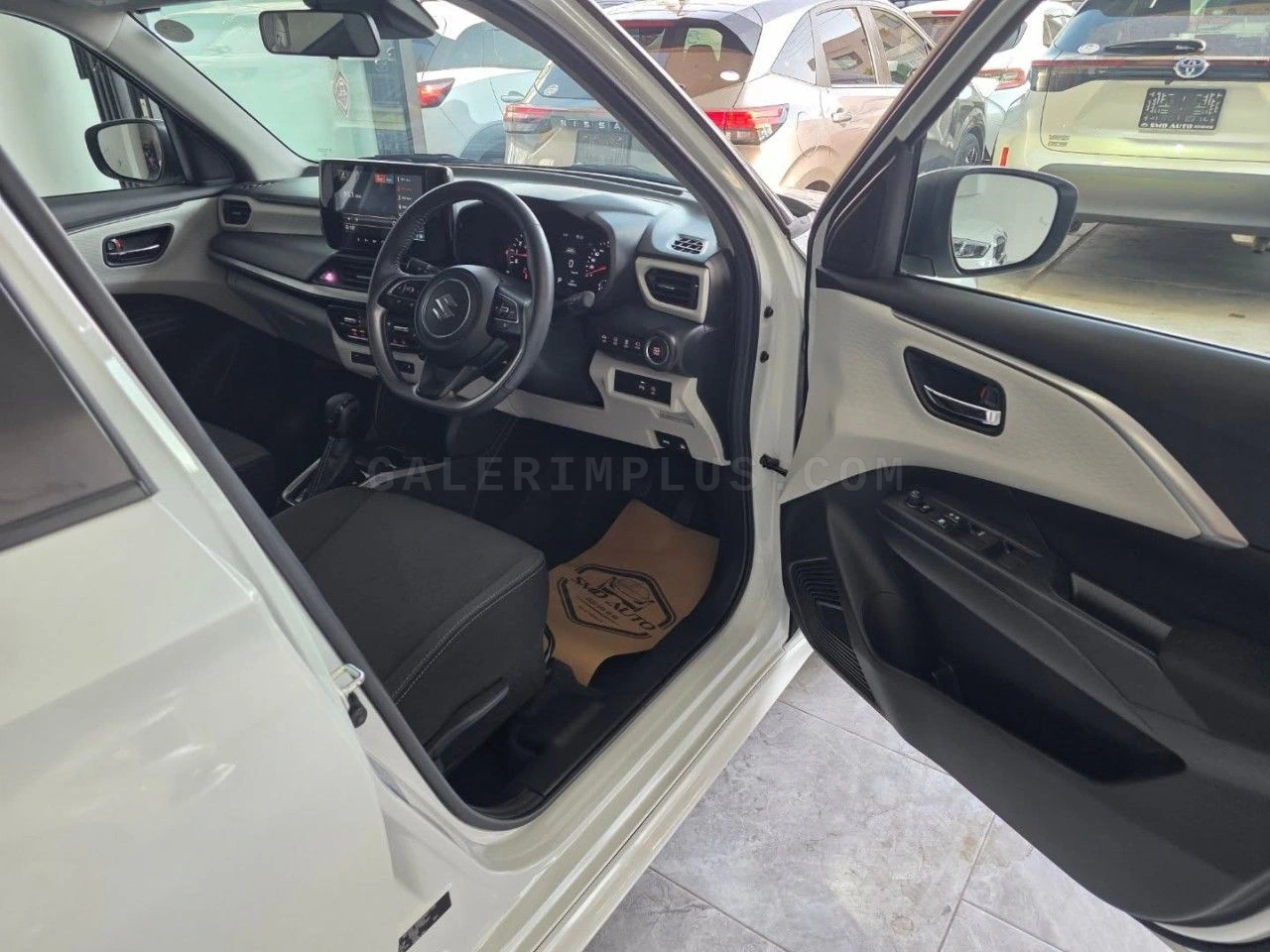 2024 Model Otomatik Suzuki Swift Lefkoşa Satılık İkinci El | GalerimPlus - Thumbnail 7