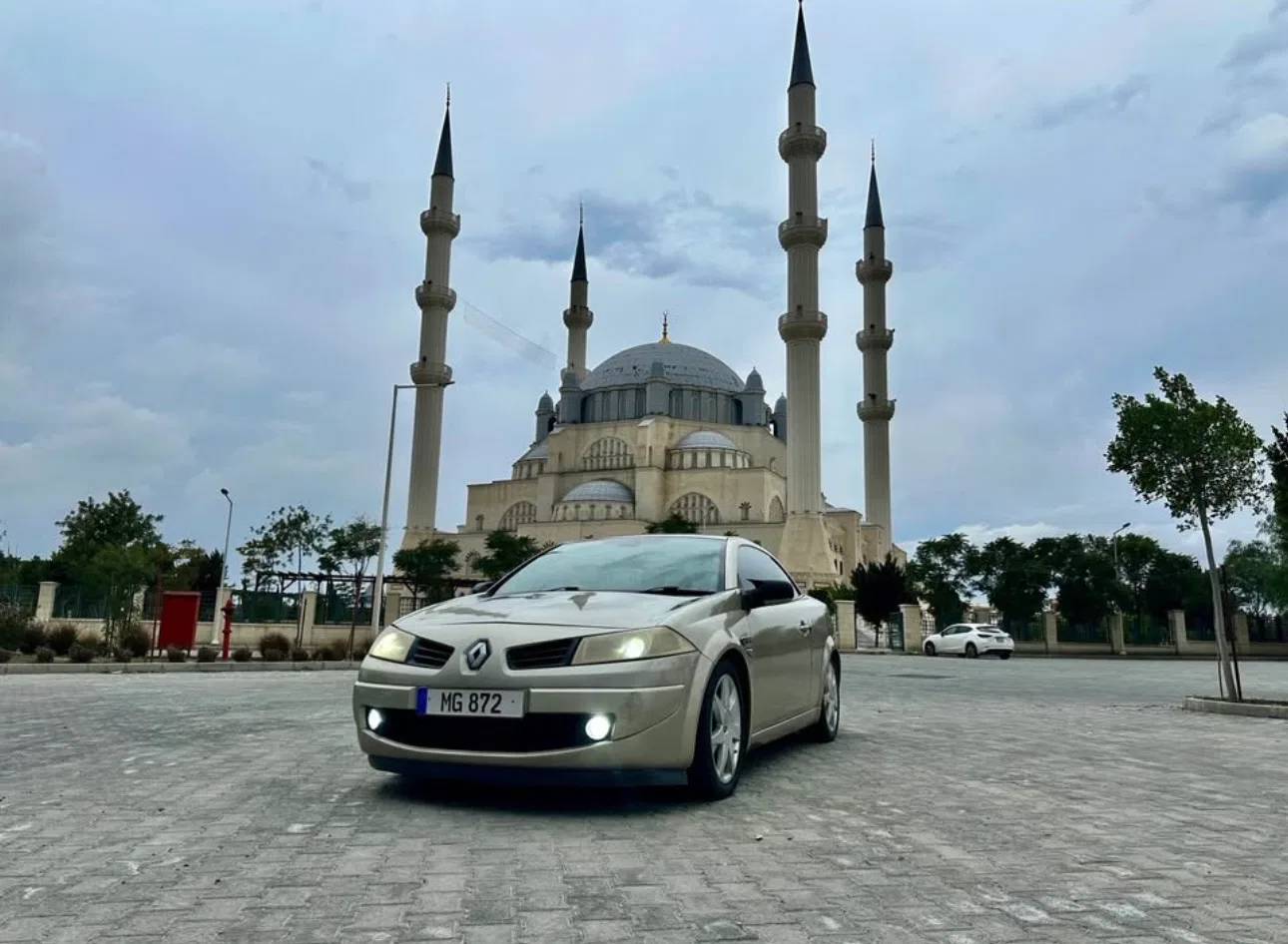 2009 Renault Megane 1.6 Cabrio Lefkoşa Satılık İkinci El | GalerimPlus - Fotoğraf 1