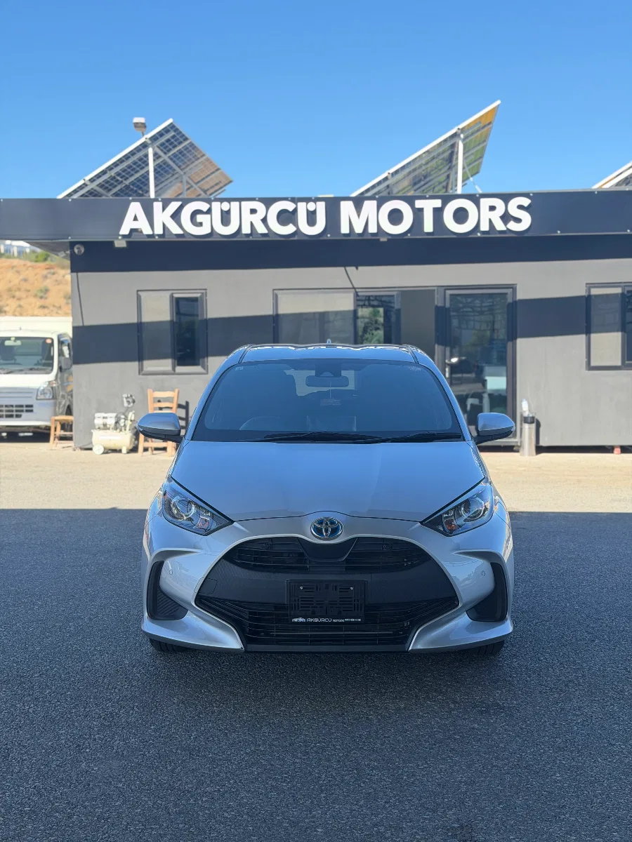 2022 Toyota Yaris 1.5 Hybrid 1.5 Hybrid Lefke Satılık İkinci El | GalerimPlus - Fotoğraf 1