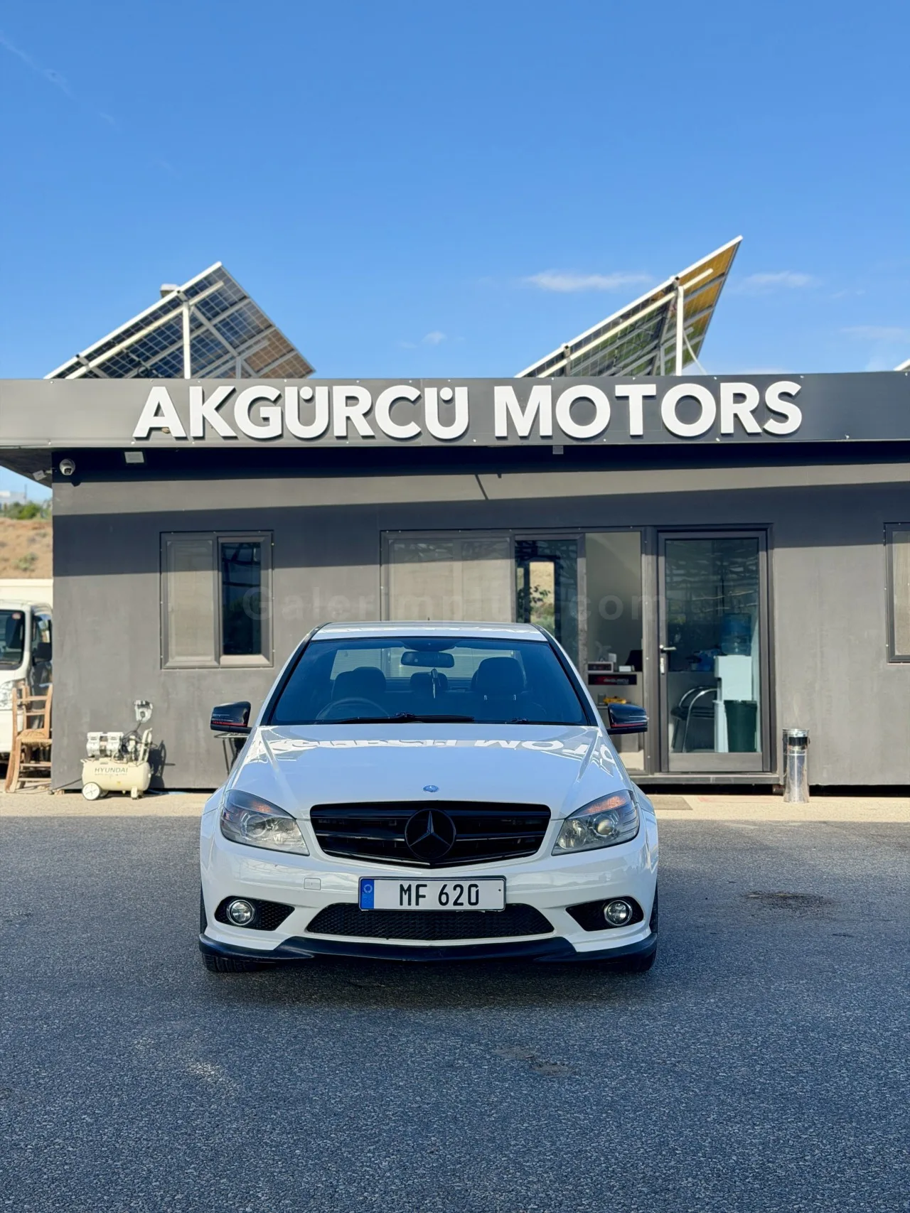 2010 Model Otomatik Mercedes-Benz C Serisi C 180 Lefke Satılık İkinci El | GalerimPlus - Fotoğraf 1