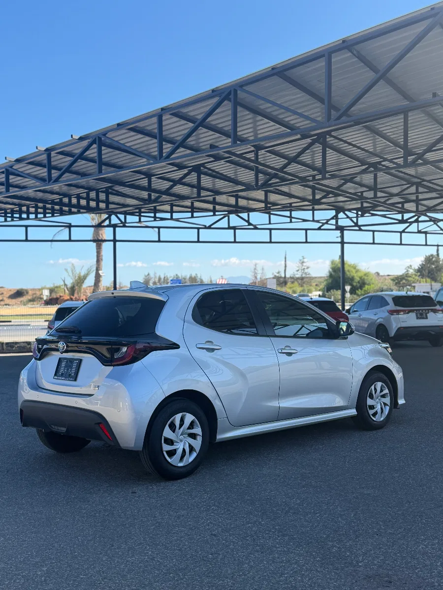 2022 Toyota Yaris 1.5 Hybrid 1.5 Hybrid Lefke Satılık İkinci El | GalerimPlus - Thumbnail 5