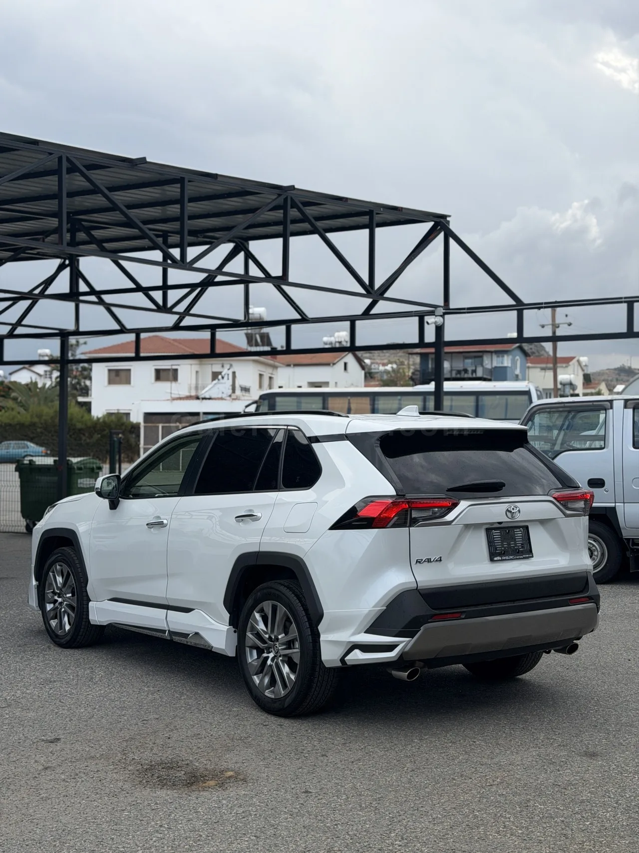 2024 Model Otomatik Toyota RAV4 2.0 Lefke Satılık İkinci El | GalerimPlus - Thumbnail 4