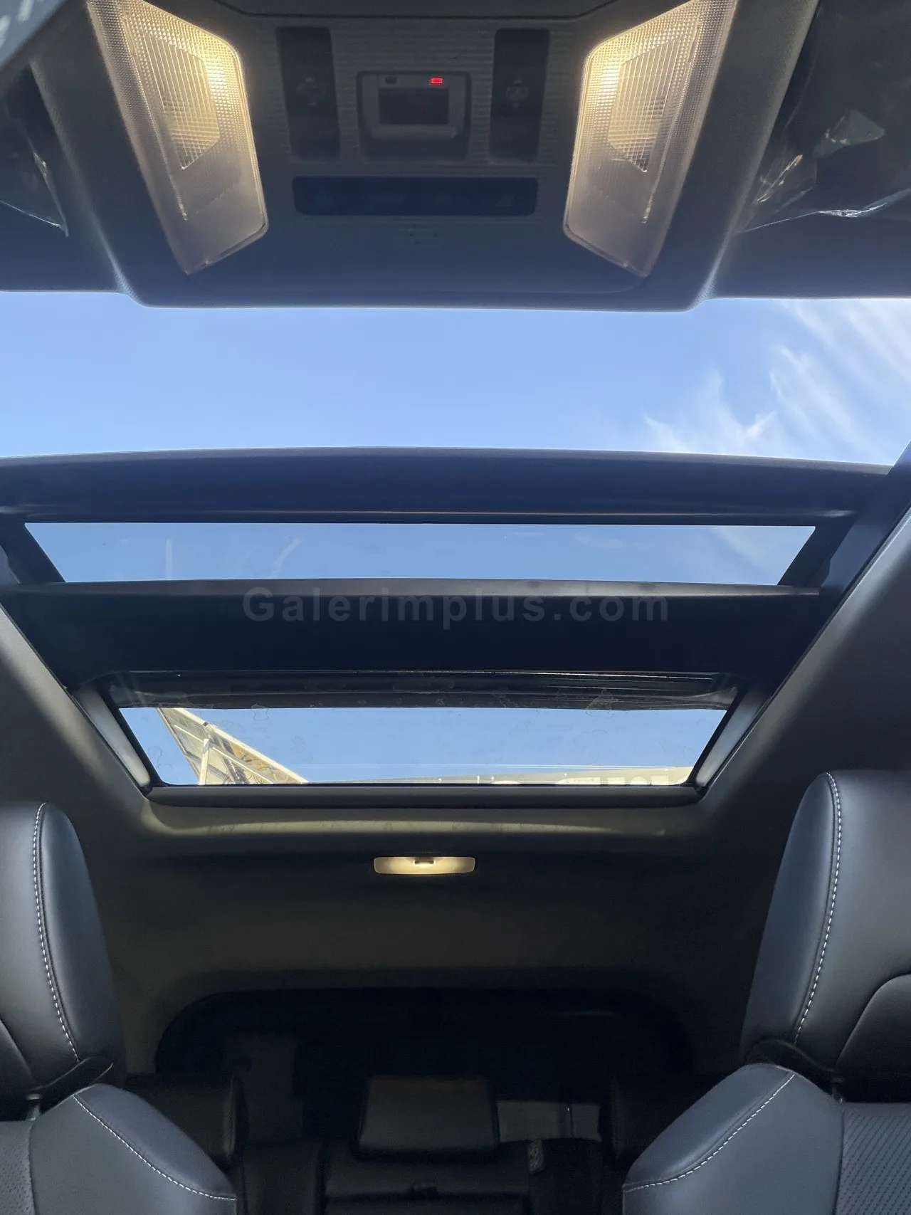 2024 Model Otomatik Toyota RAV4 2.0 Lefke Satılık İkinci El | GalerimPlus - Thumbnail 8
