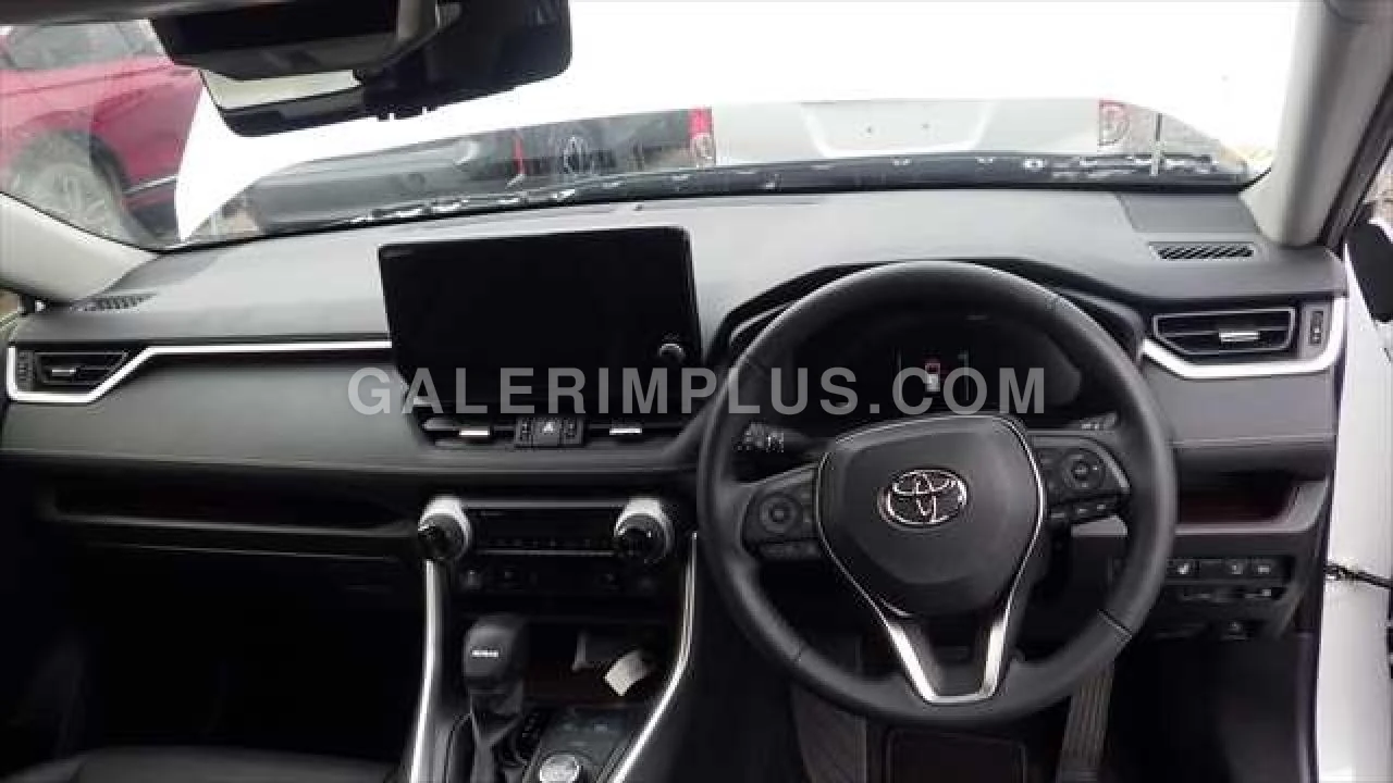 2025 Toyota RAV4 Lefkoşa Satılık İkinci El | GalerimPlus - Thumbnail 7
