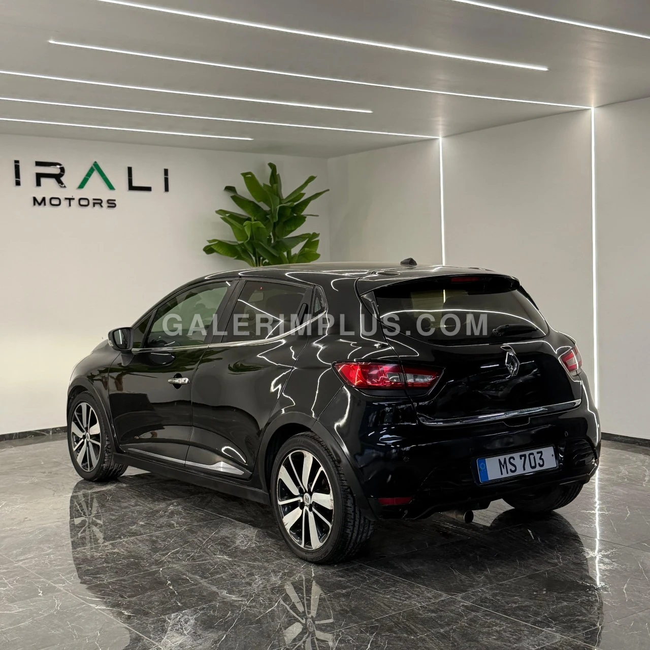2013 Renault Clio G.Mağusa Satılık İkinci El | GalerimPlus - Thumbnail 6