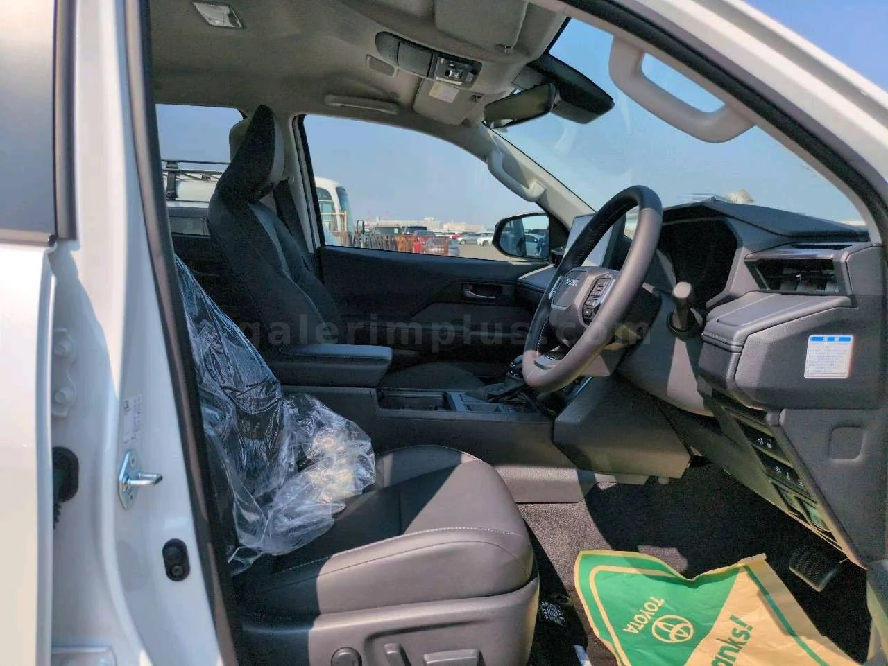 2027 Toyota Hilux G.Mağusa Satılık İkinci El | GalerimPlus - Thumbnail 6
