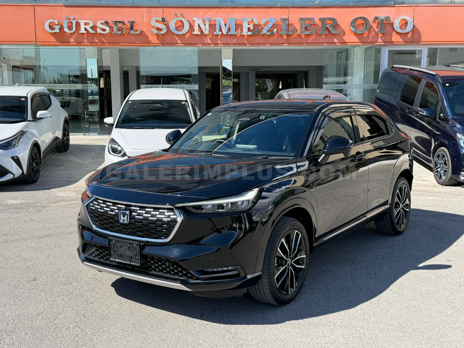 2023 Honda Vezel 1.5 Hybrid Z Lefkoşa Satılık İkinci El | GalerimPlus - Fotoğraf 1