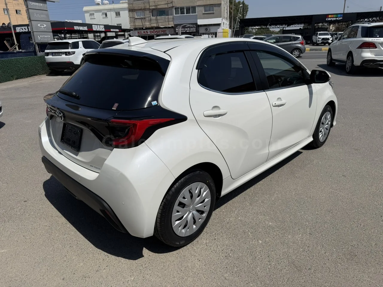 2022 Model Otomatik Toyota Yaris 1.5 Lefkoşa Satılık İkinci El | GalerimPlus - Thumbnail 5