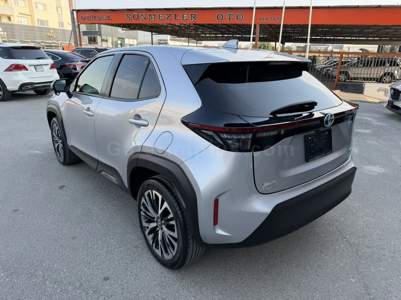 2022 Model Otomatik Toyota Yaris Cross Lefkoşa Satılık İkinci El | GalerimPlus - Thumbnail 3