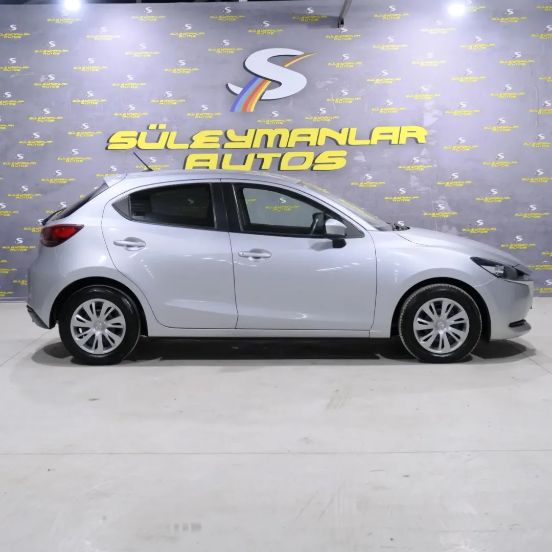 2021 Mazda Mazda 2 1.5 Sky-G Güzelyurt Satılık İkinci El | GalerimPlus - Thumbnail 3