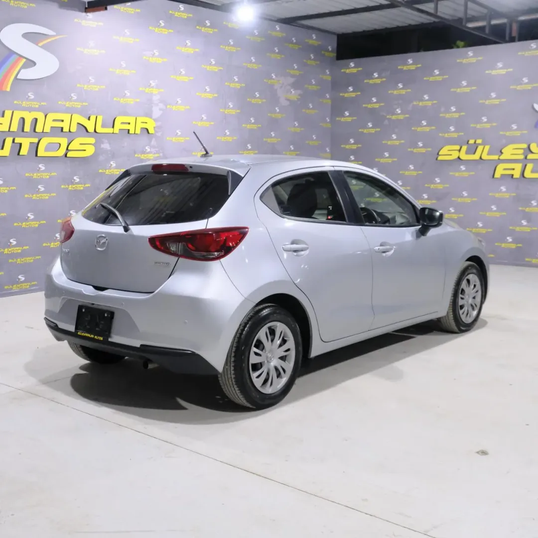 2021 Mazda Mazda 2 1.5 Sky-G Güzelyurt Satılık İkinci El | GalerimPlus - Thumbnail 4