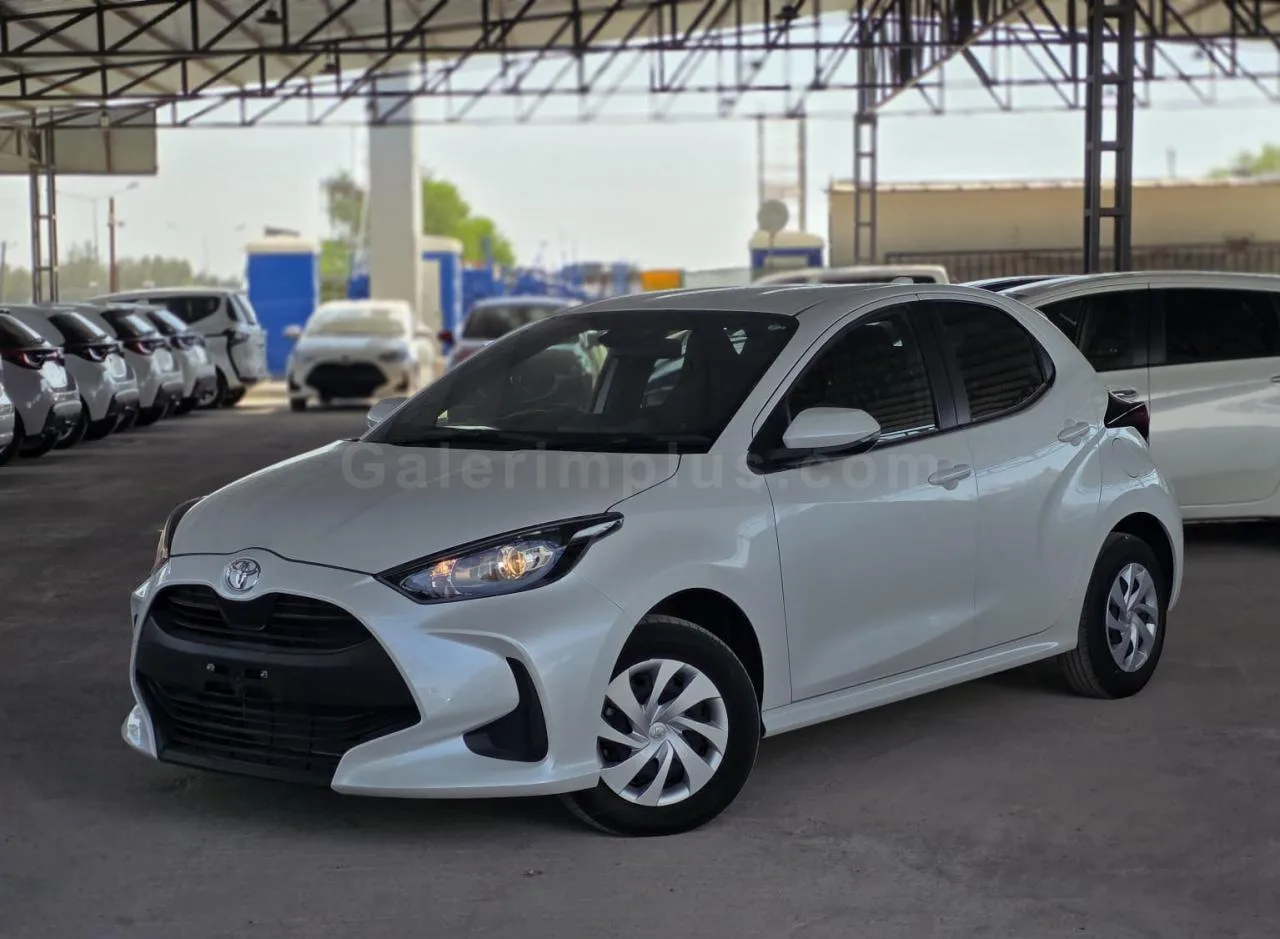 2023 Model Otomatik Toyota Yaris 1.5 Lefkoşa Satılık İkinci El | GalerimPlus - Thumbnail 2