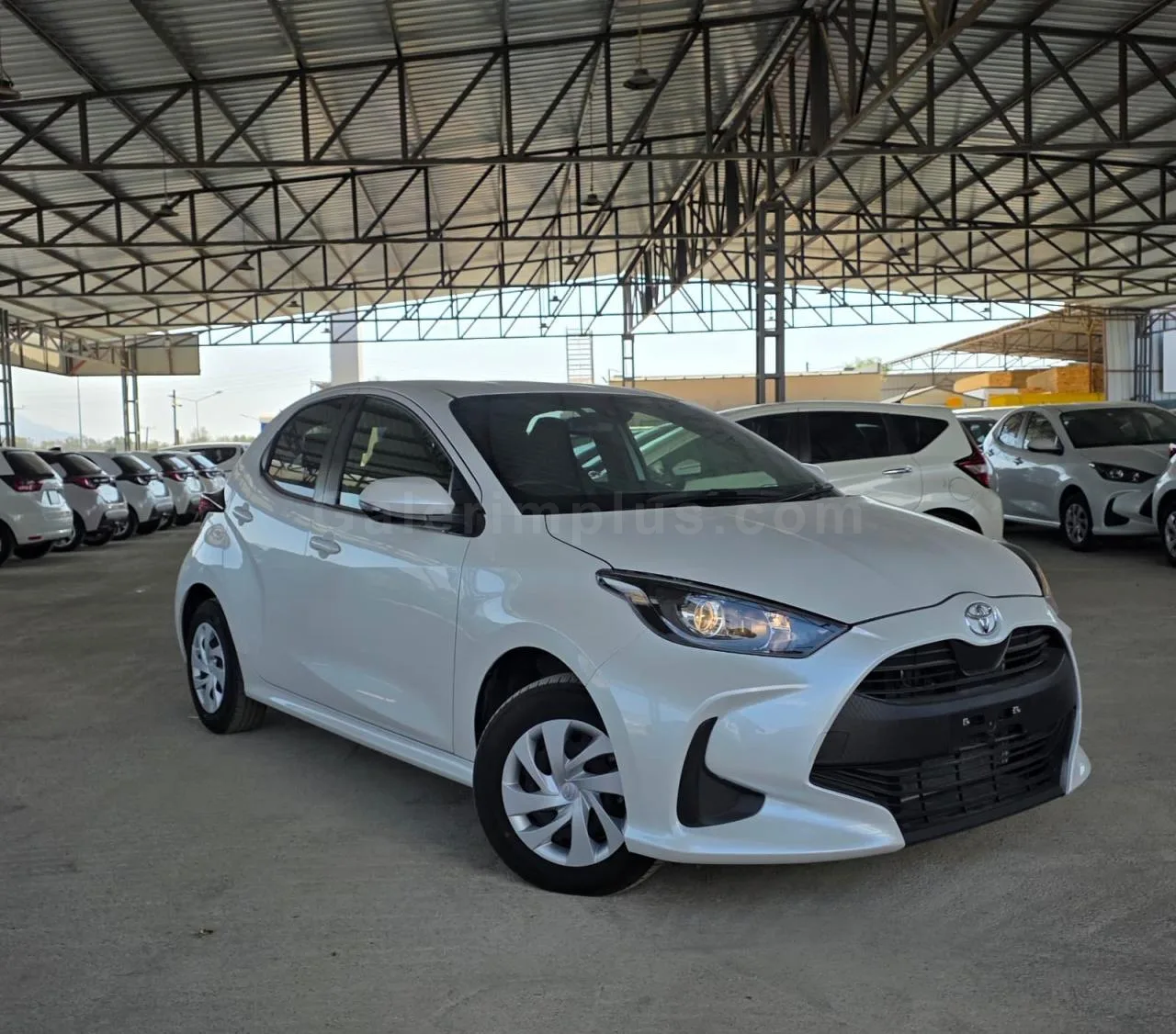 2023 Model Otomatik Toyota Yaris 1.5 Lefkoşa Satılık İkinci El | GalerimPlus - Fotoğraf 1