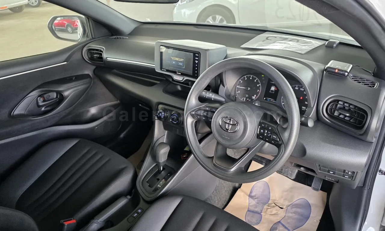 2023 Model Otomatik Toyota Yaris 1.5 Lefkoşa Satılık İkinci El | GalerimPlus - Thumbnail 5