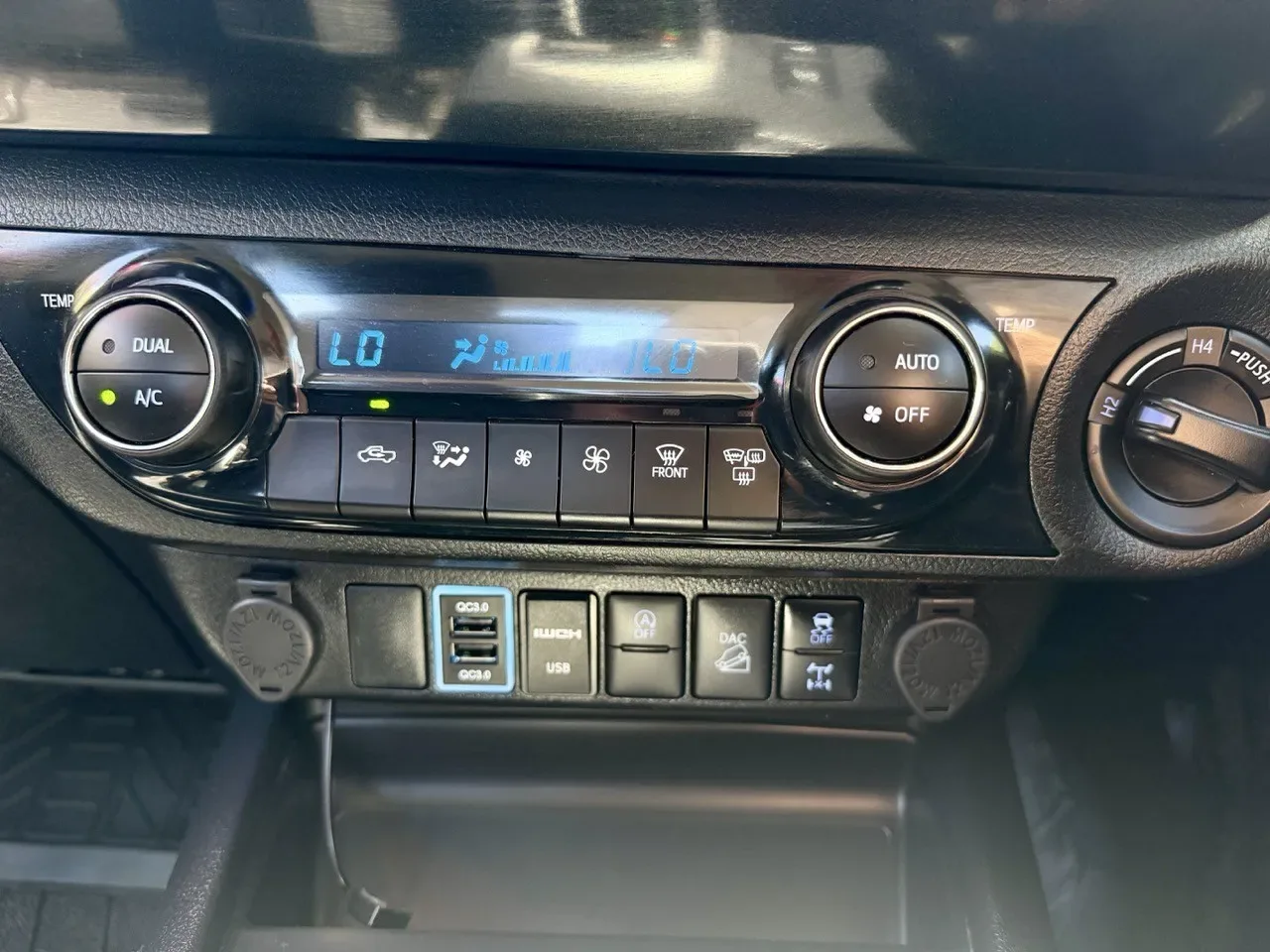 2022 Toyota Hilux 2.4 D Lefkoşa Satılık İkinci El | GalerimPlus - Thumbnail 8