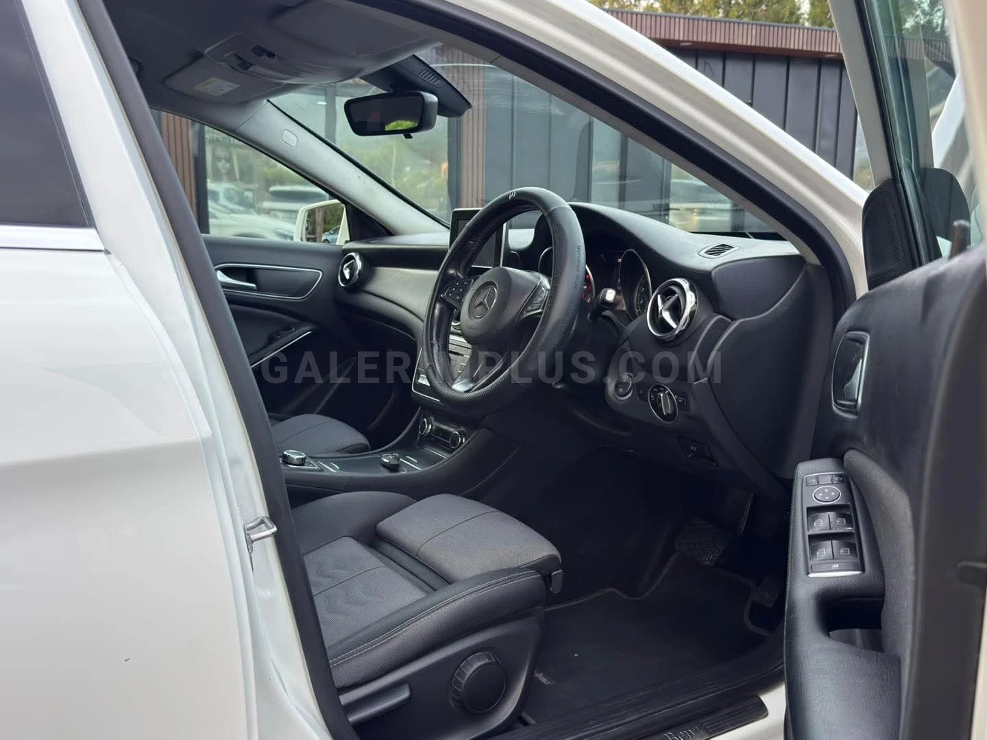 2018 Mercedes - Benz GLA 180 180 Girne Satılık İkinci El | GalerimPlus - Thumbnail 6
