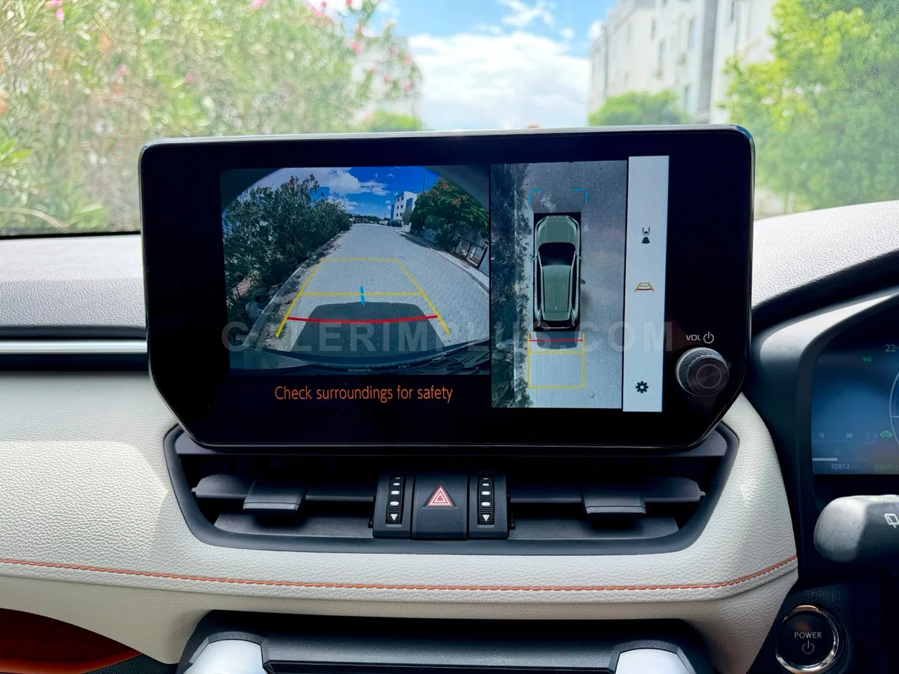 2024 Toyota RAV4 2.5 Hybrid 2.5 Hybrid Lefkoşa Satılık İkinci El | GalerimPlus - Thumbnail 8