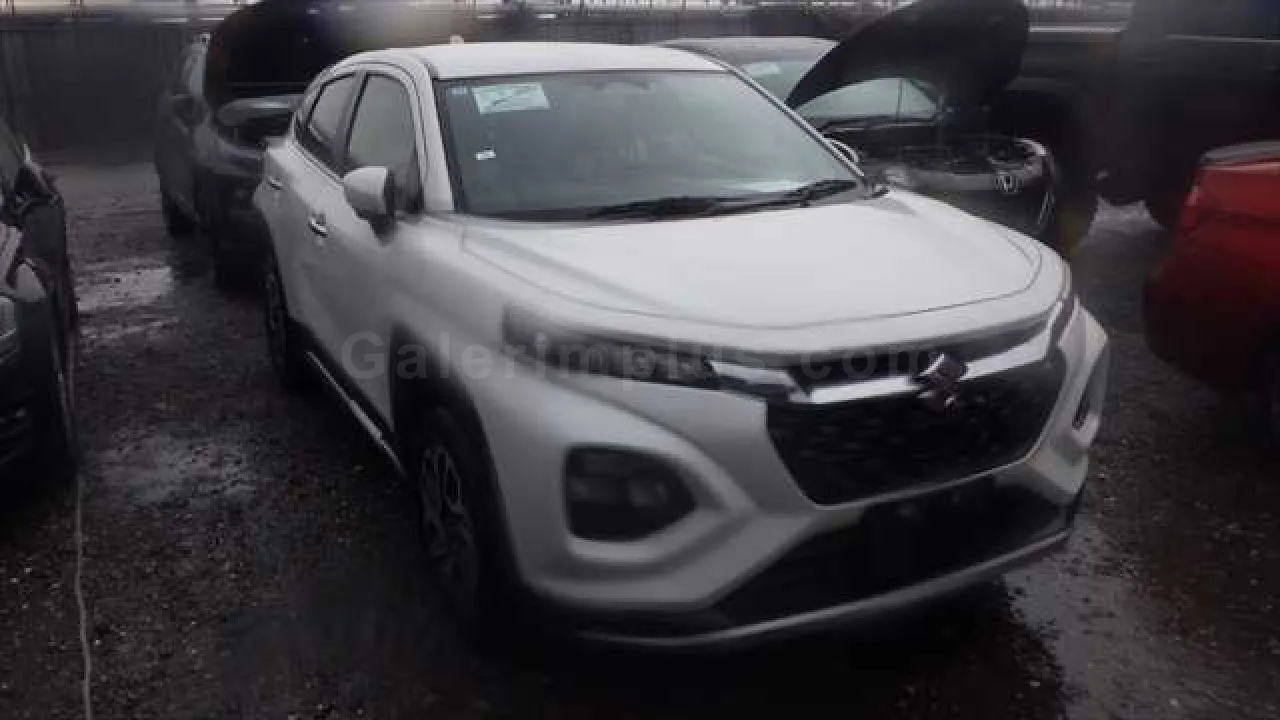 2026 Model Otomatik Suzuki Fronx Lefkoşa Satılık İkinci El | GalerimPlus - Thumbnail 2