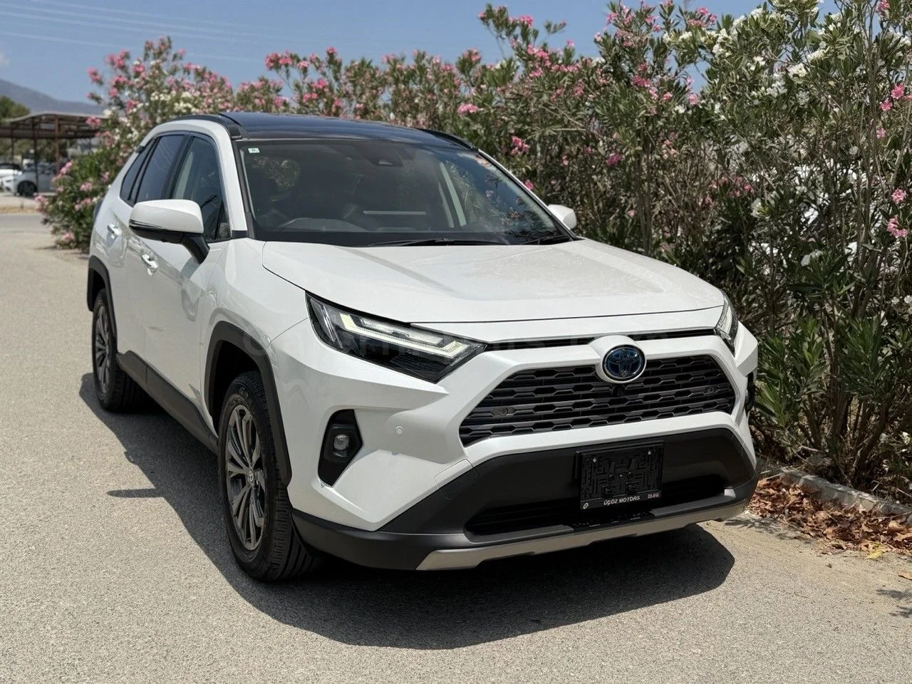 2023 Model Otomatik Toyota RAV4 2.5 Phev Lefkoşa Satılık İkinci El | GalerimPlus - Thumbnail 2