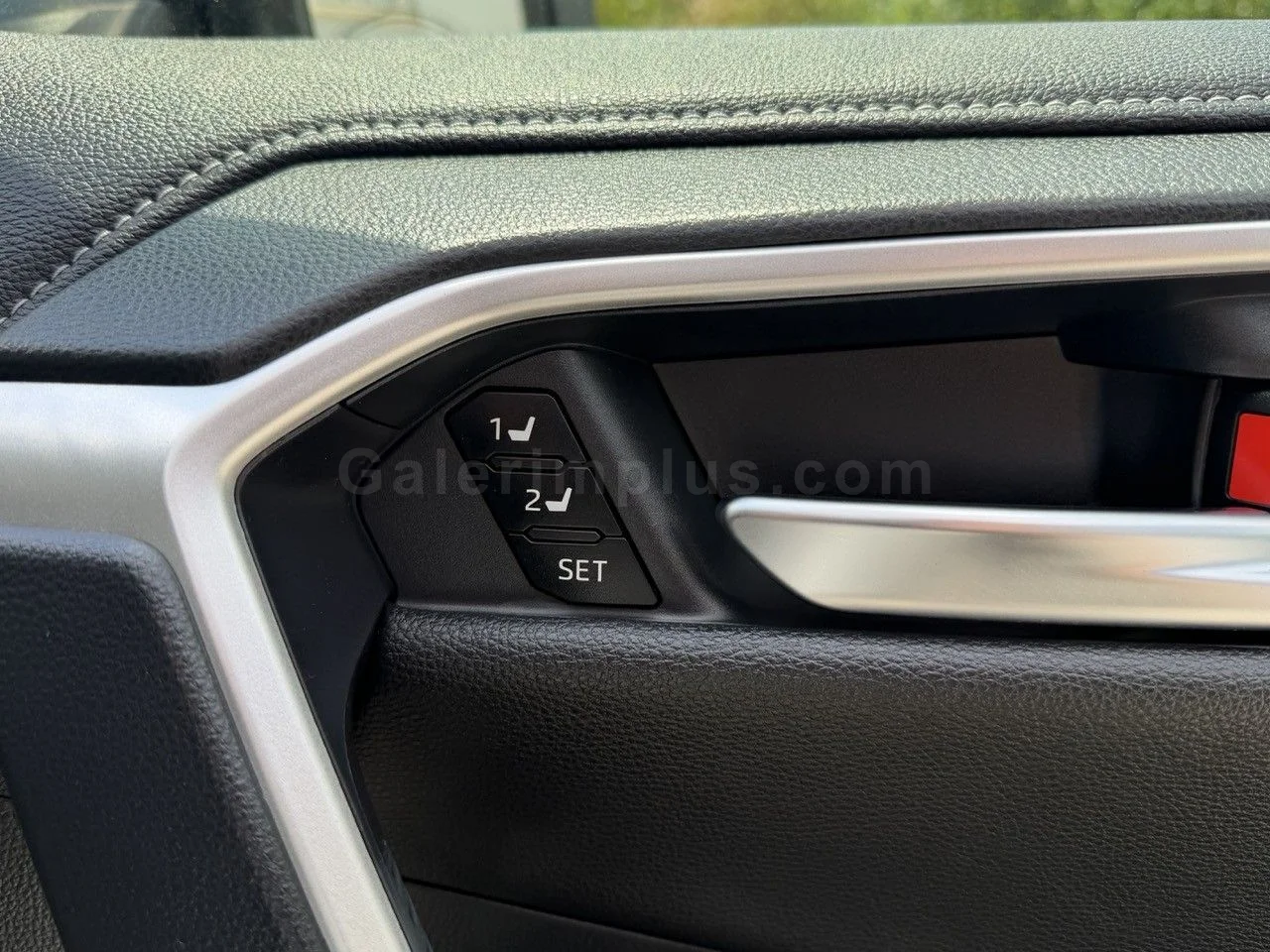 2023 Model Otomatik Toyota RAV4 2.5 Phev Lefkoşa Satılık İkinci El | GalerimPlus - Thumbnail 6