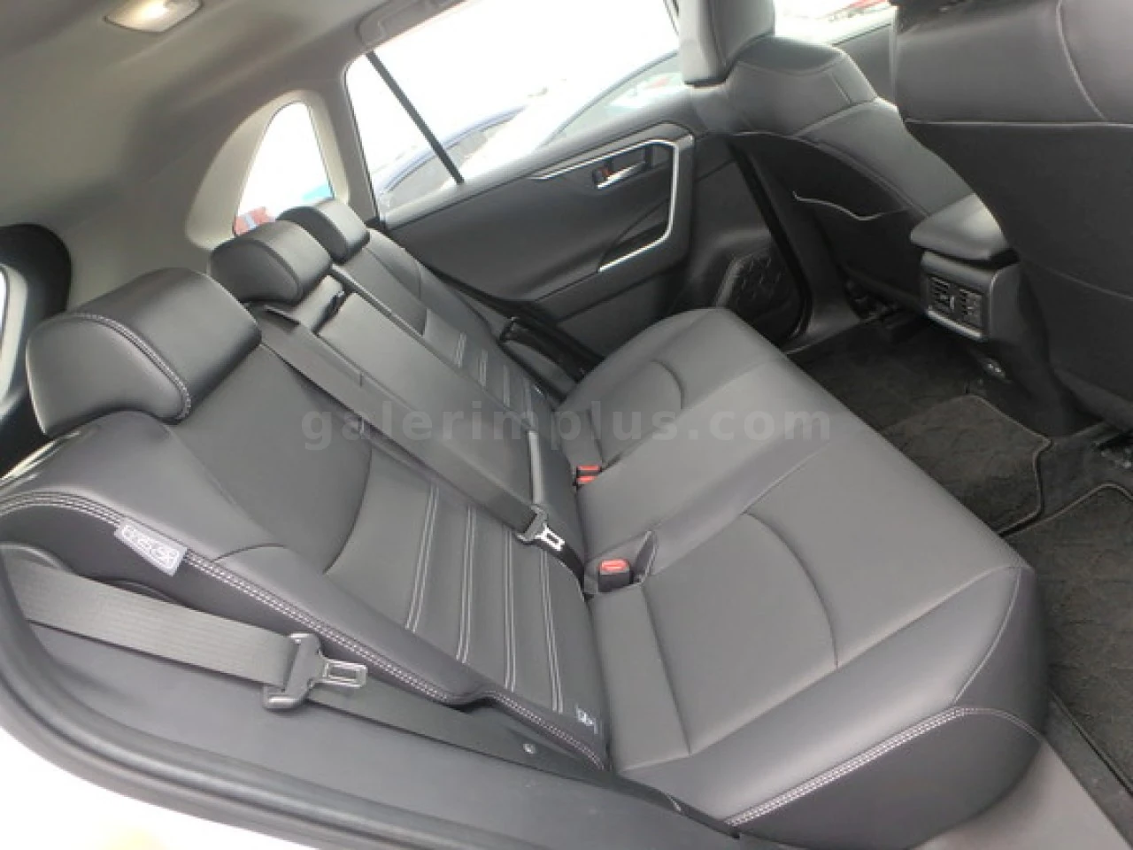 2023 Toyota RAV4 Girne Satılık İkinci El | GalerimPlus - Thumbnail 4