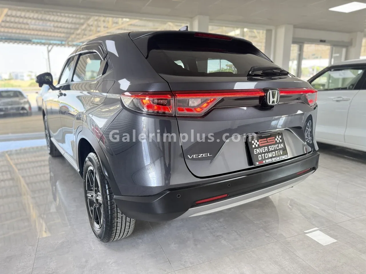 2023 Honda Vezel 1.5 i-VTEC 1.5 i-VTEC Lefkoşa Satılık İkinci El | GalerimPlus - Thumbnail 4