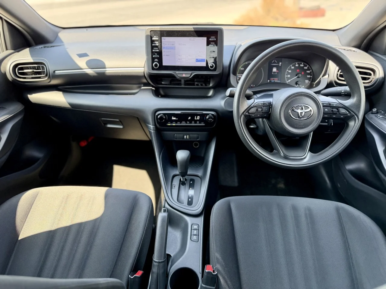 2023 Model Otomatik Toyota Yaris 1.5 Hybrid İskele Satılık İkinci El | GalerimPlus - Thumbnail 5