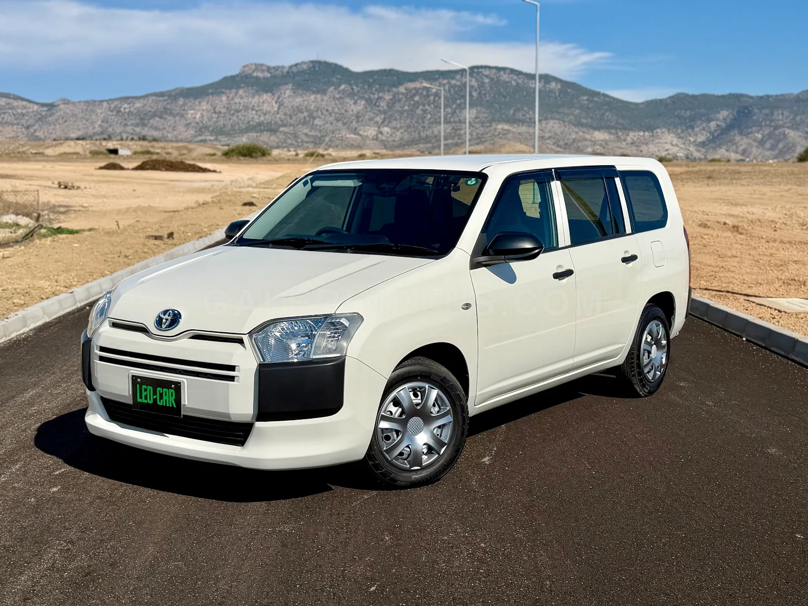 2023 Toyota Probox Hybrid Lefkoşa Satılık İkinci El | GalerimPlus - Fotoğraf 1