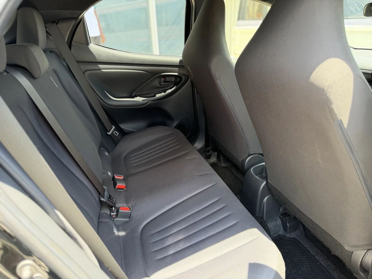 2023 Model Otomatik Toyota Yaris 1.5 Hybrid İskele Satılık İkinci El | GalerimPlus - Thumbnail 5