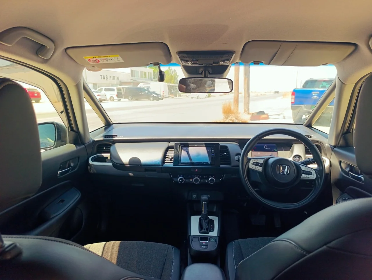 2022 Model Otomatik Honda Fit 1.5 Hybrid Automatic İskele Satılık İkinci El | GalerimPlus - Thumbnail 7