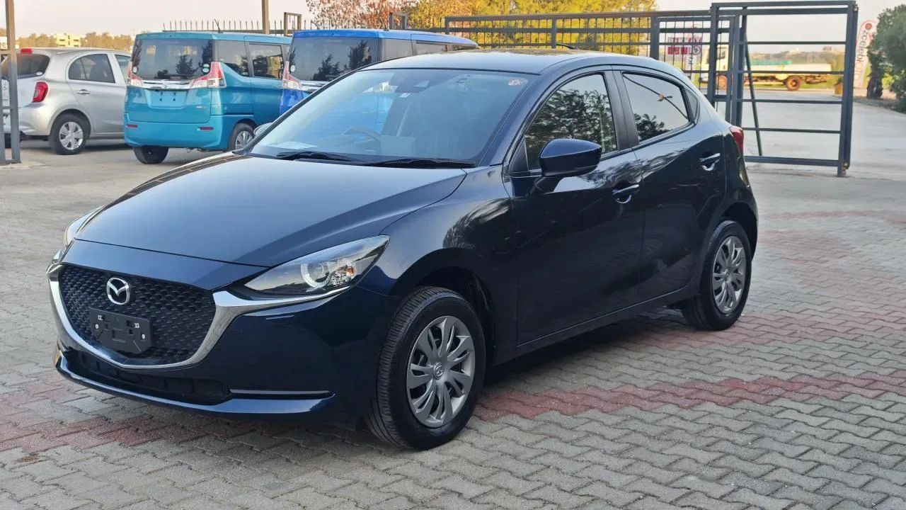 2023 Mazda Mazda 2 1.5 Lefkoşa Satılık İkinci El | GalerimPlus - Thumbnail 2