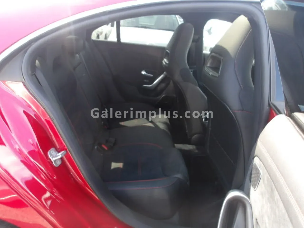 2024 Model Otomatik Mercedes-Benz CLA 200 d Gazimağusa Satılık İkinci El | GalerimPlus - Thumbnail 5
