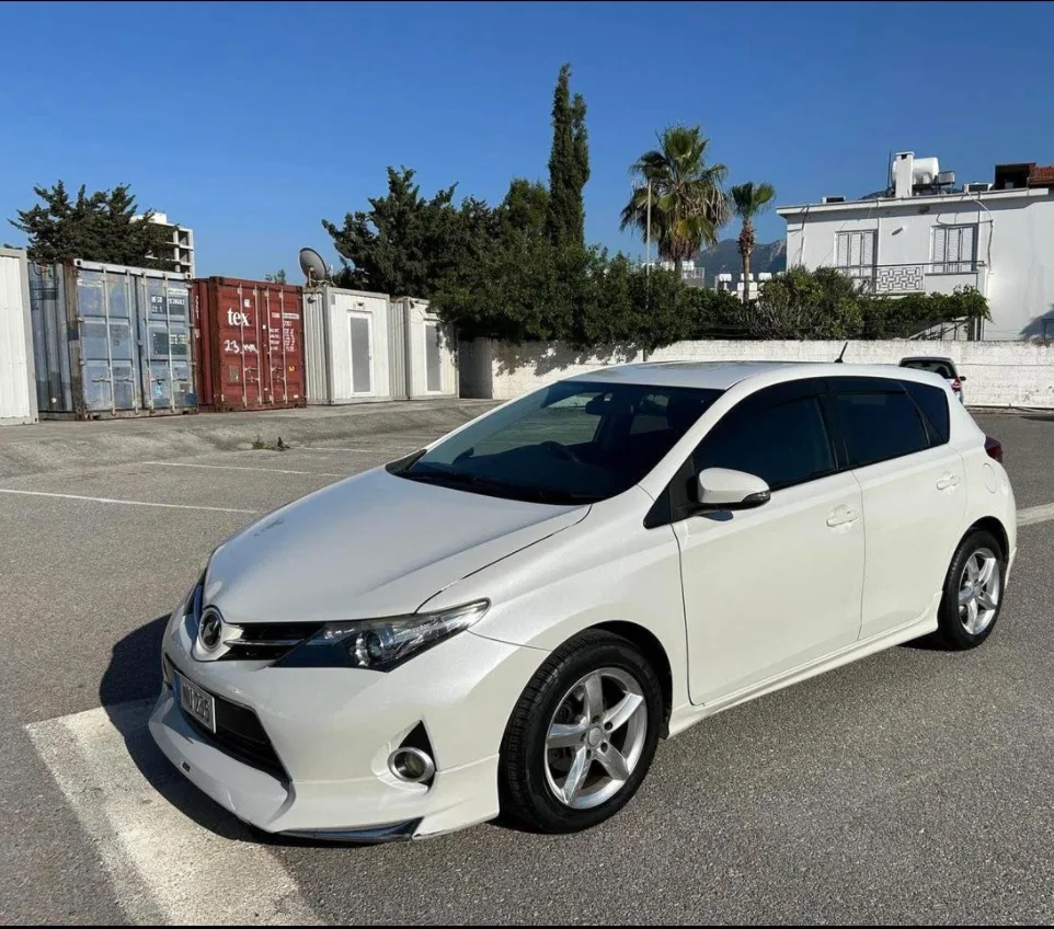 2013 Toyota Auris 1.5 S 1.5 Lefkoşa Satılık İkinci El | GalerimPlus - Fotoğraf 1