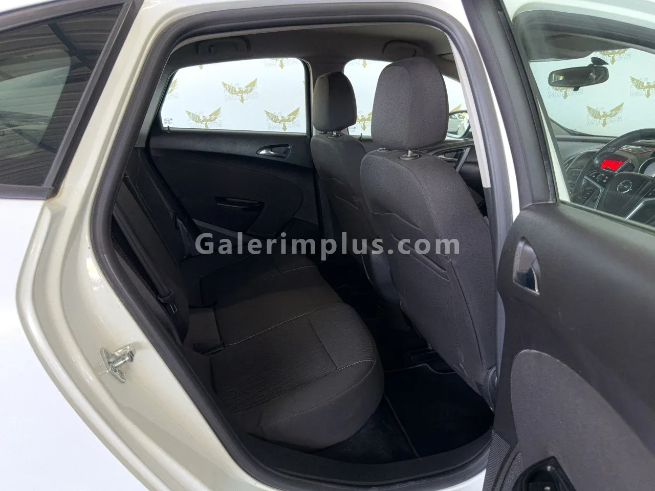 2017 Model Otomatik Opel Astra 1.4 T Girne Satılık İkinci El | GalerimPlus - Thumbnail 8
