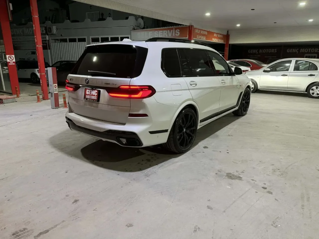 2024 BMW X7 3.0d Gazimağusa Satılık İkinci El | GalerimPlus - Thumbnail 2