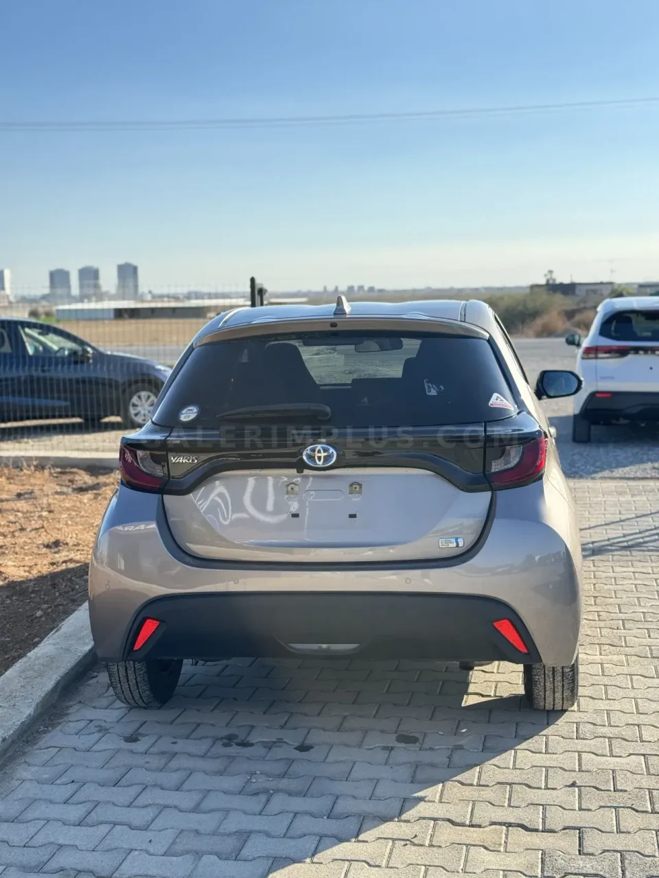 2021 Toyota Yaris 1.5 Hybrid İskele Satılık İkinci El | GalerimPlus - Thumbnail 4